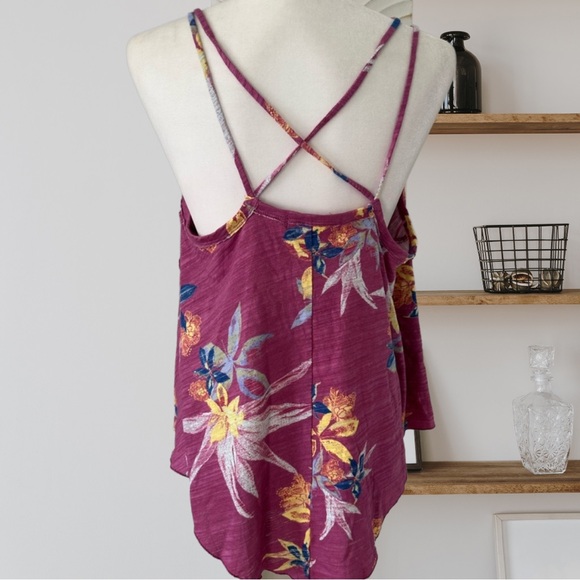 Free People We The Free Hey Girl Tank Purple Floral Crisscross Back NWT XS - Picture 4 of 5